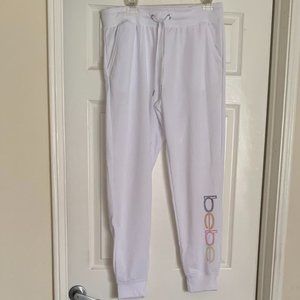 New without tag. bebe white sweatpants. Size L